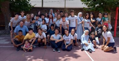 Grupo encuentro con las familias San Vicente